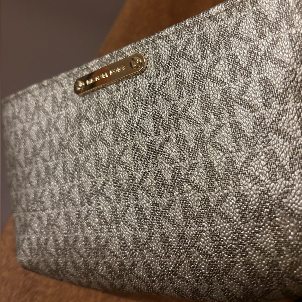 Michael Kors gold belt bag L/XL NWT